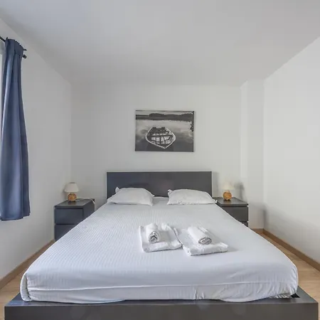 Casa vacanze Pluto In Centre With Garage