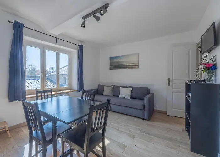 בית נופש Pluto In Centre With Garage *