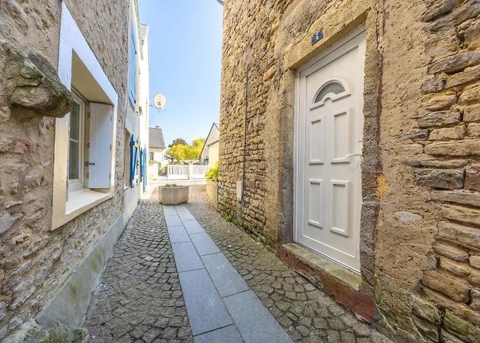 בית נופש Pluto In Centre With Garage